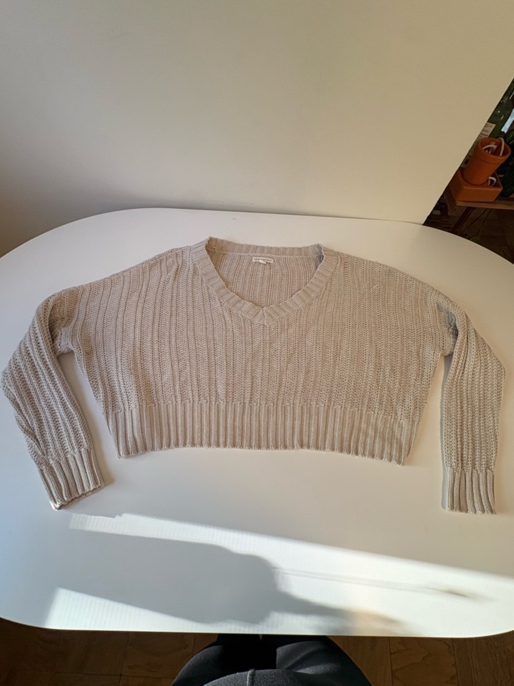 Cream V-Neck Cropped Cable Knit Sweater